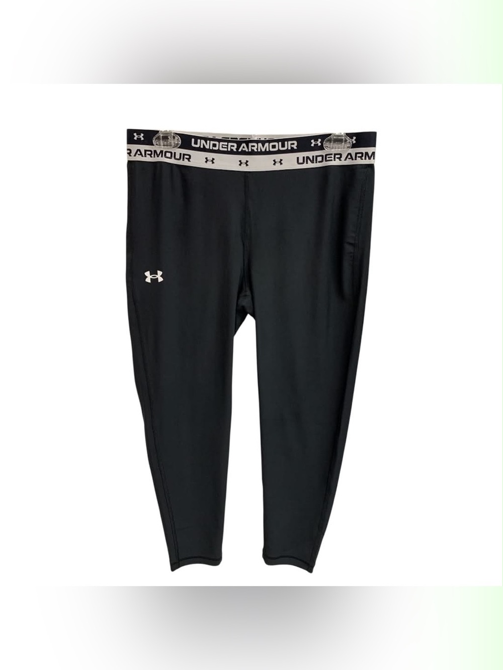 Under Armour NWT Black Youth Performance Leggings with White Logo Waistband SM
